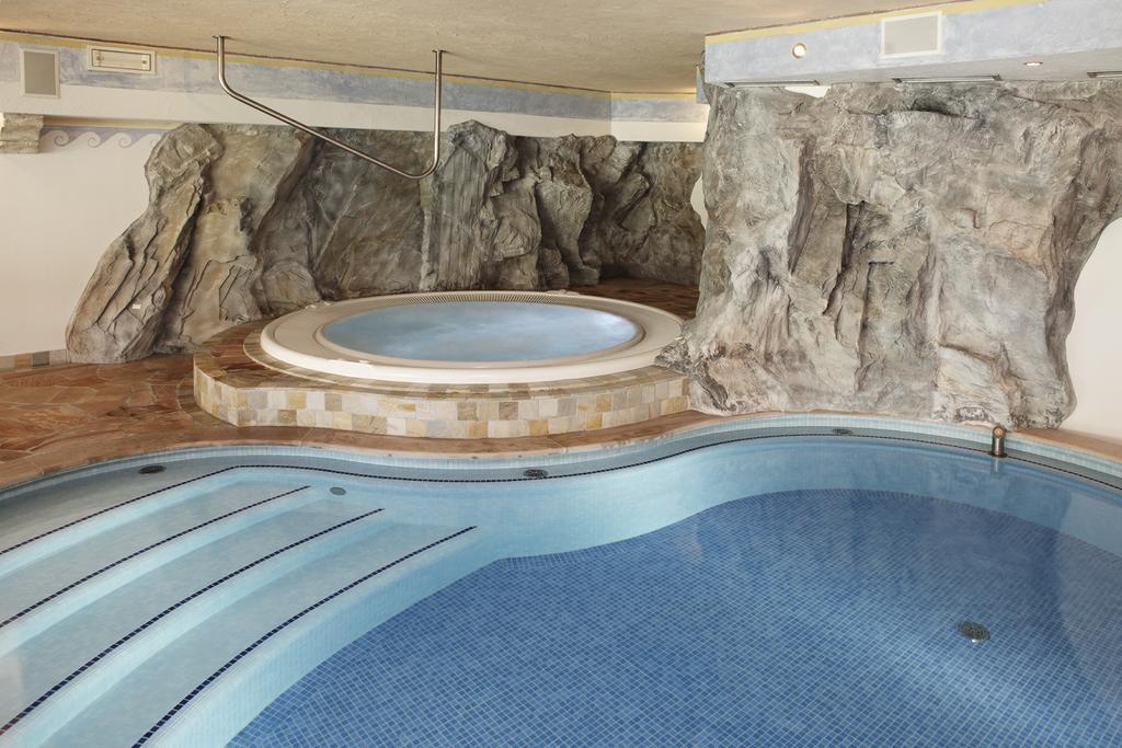 Landhotel Tharerwirt ヴァルダーオラ エクステリア 写真
