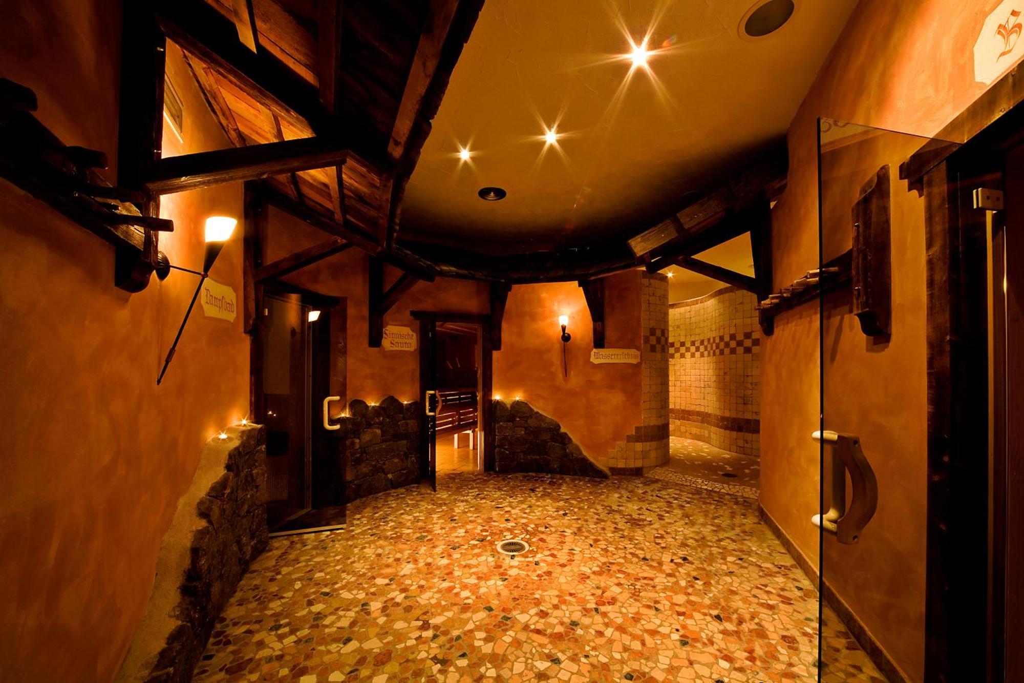 Landhotel Tharerwirt ヴァルダーオラ エクステリア 写真