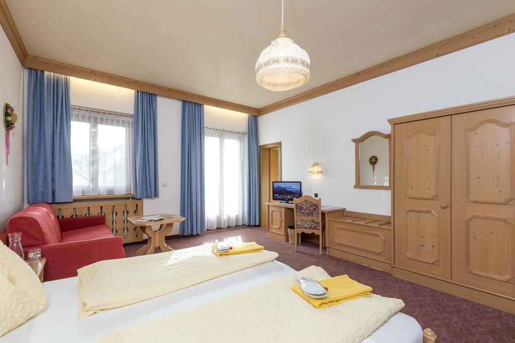 Landhotel Tharerwirt ヴァルダーオラ エクステリア 写真